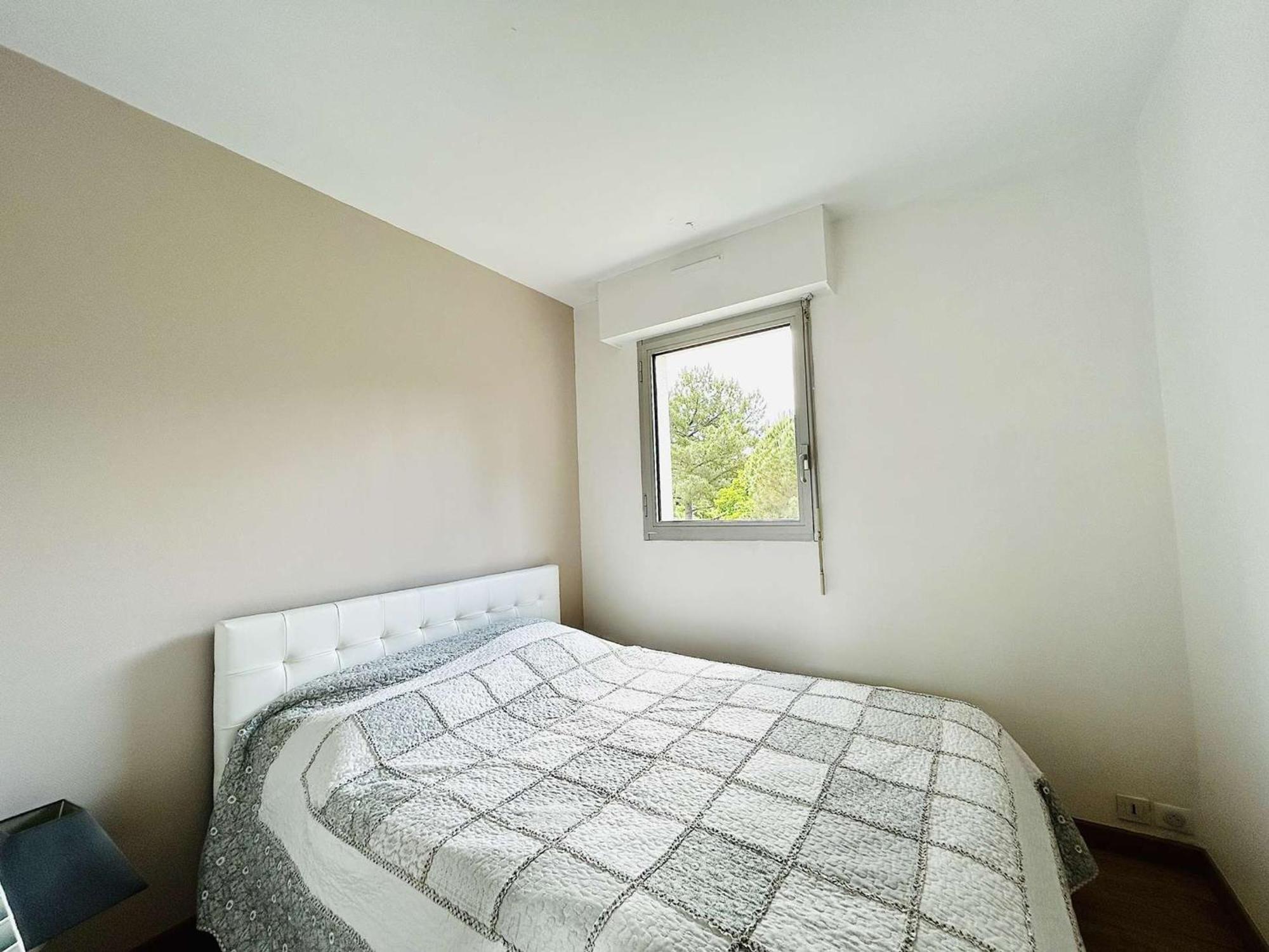 T2 Bis Avec Terrasse, Proche Parc Des Dryades Et - Les Pins - Fr-1-245-199 Appartement *